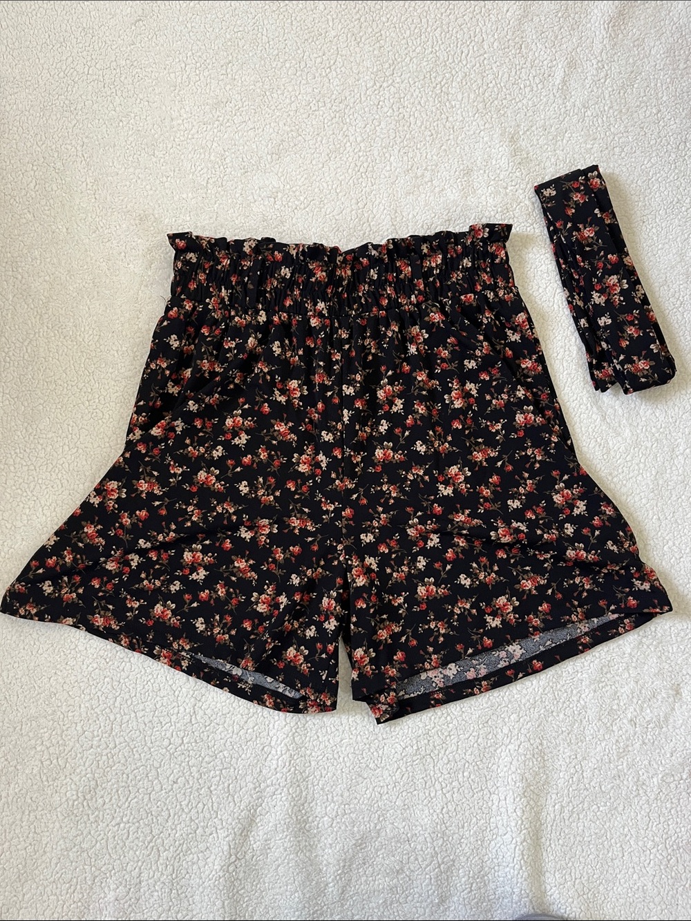 LuLaRoe Black Floral Smocked Shorts with Removable Belt